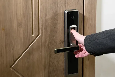 Affordable ZKTecho Fingerprint Door and Biometric Door Lock Price in Lahore, Pakistan - Image 4